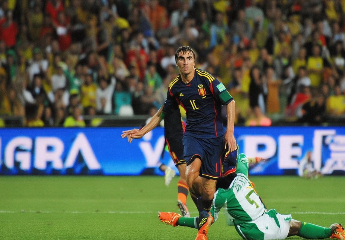 1998世界杯：西班牙vs尼日利亚经典对决回顾(图3)